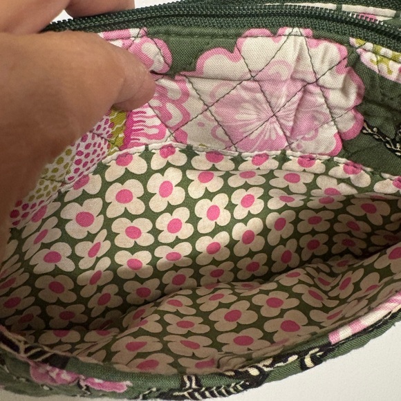 Vera Bradley Crossbody Bag - Picture 8 of 10